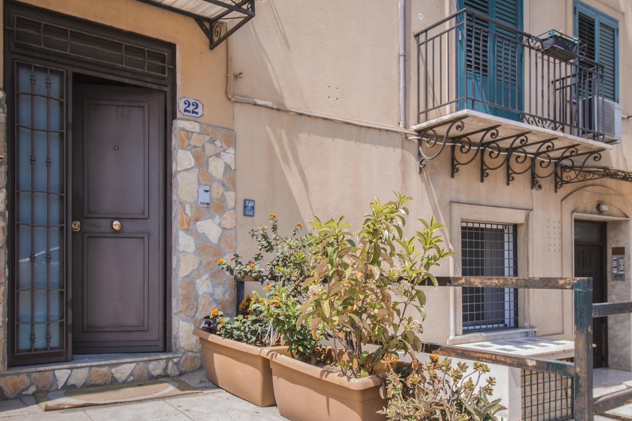 Porta Nuove Vacanze Palermo Exterior photo